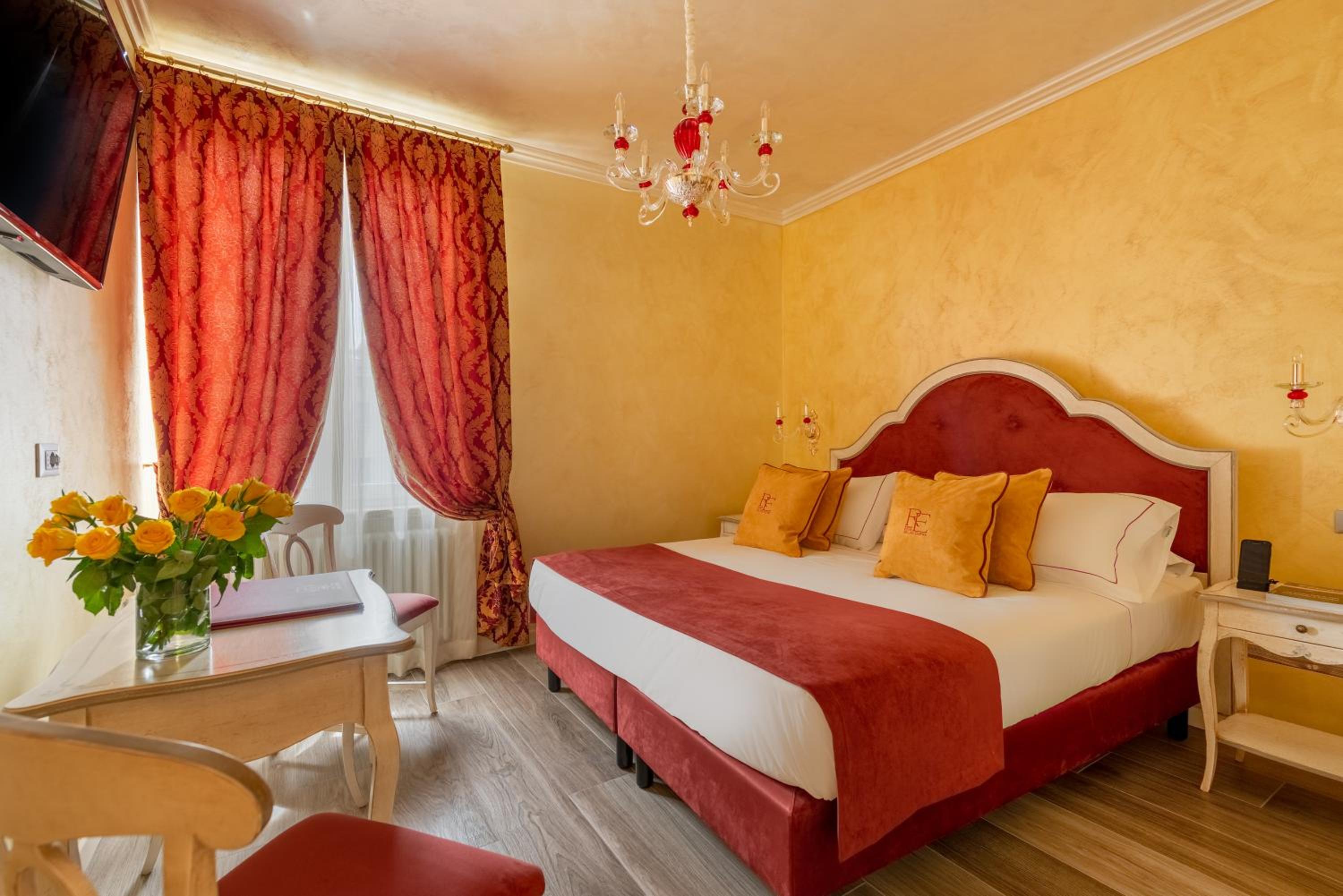 Relais Empire