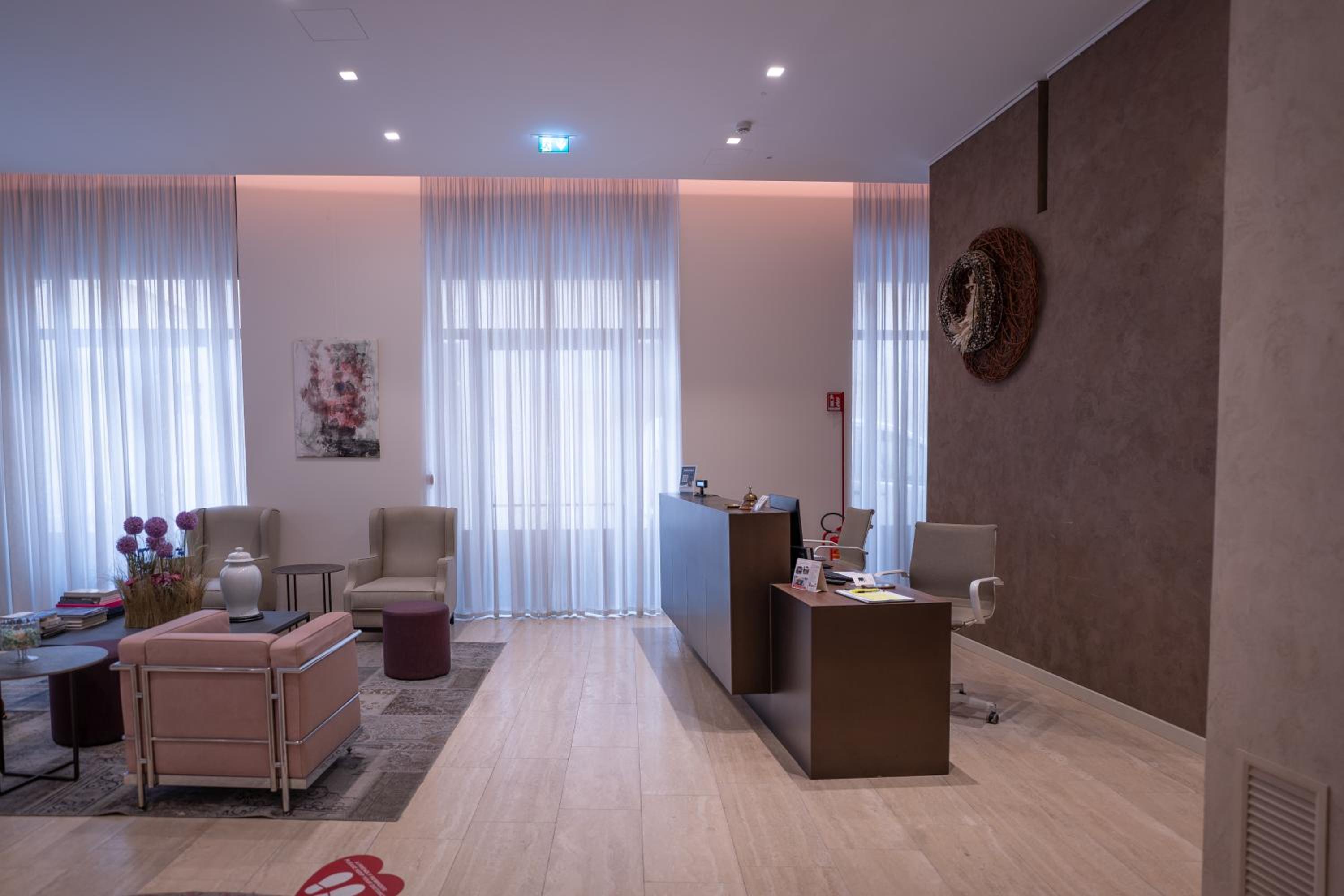 Boutique Hotel Touring